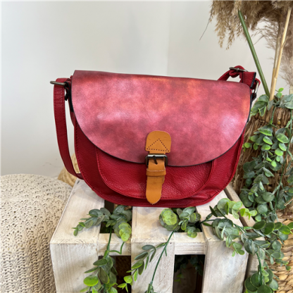 Sac demi-lune rouge Flora and Co