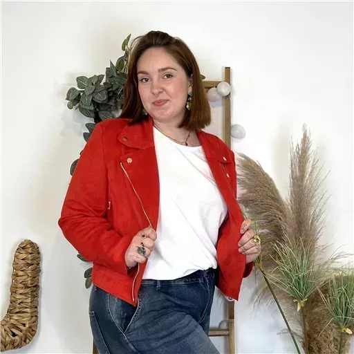 Z080. Perfecto Suédine "Jolies Formes" (T42-T48) 🇮🇹 (rouge) – Image 6