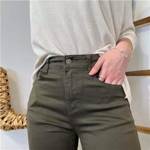 O571- Jean Droit Voggo T36-T44 (kaki) – Image 4