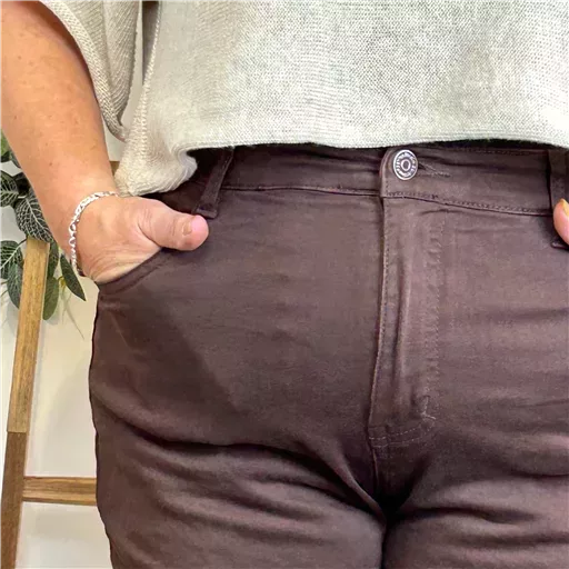 P142- Jean 7/8ème Voggo T42-T50 (marron) – Image 5