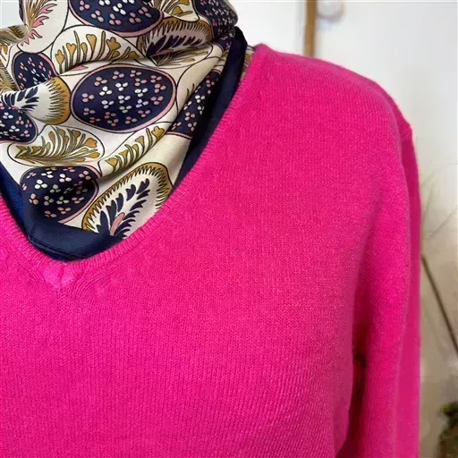 Y250- Pull Laine Cachemire "Tricotonic" (T44-T48) (fuchsia) – Image 4