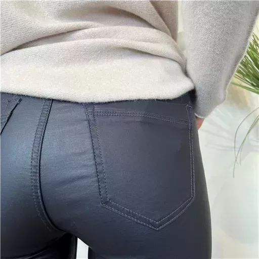 M969- Jean coupe slim Enduit (T36-T44) (marine) – Image 8