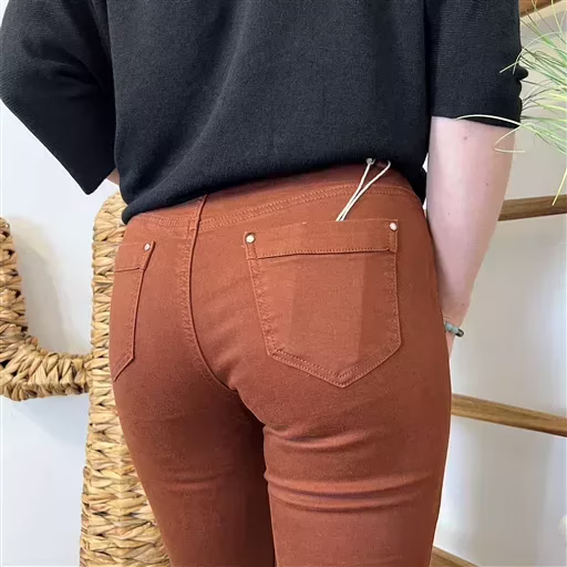 O515- Jean Slim Voggo (T36-T44) (cognac) – Image 5