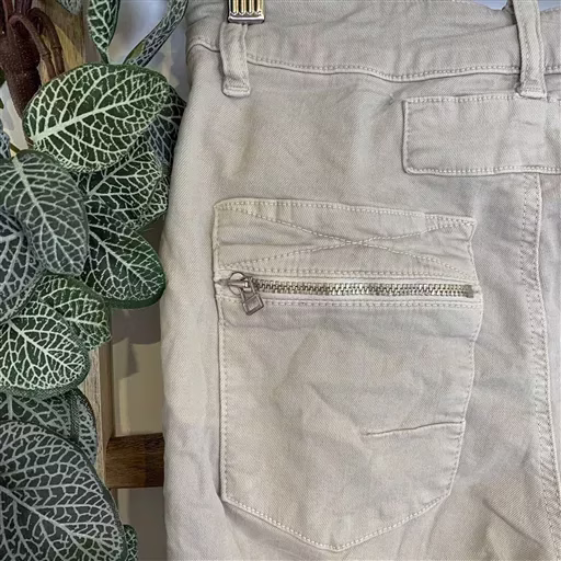 P073- Jean Melly.and.Co (Xs-Xl) (beige) – Image 4