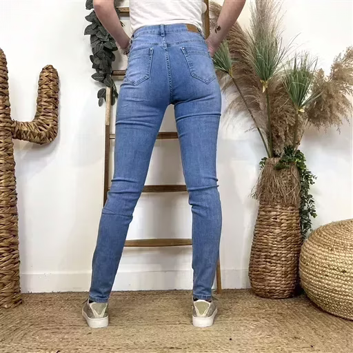 N277- Jean Slim (T36-T44) (denim clair) – Image 4