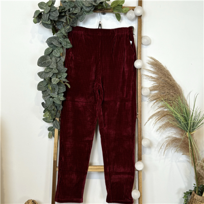 T547- Pantalon Velour (T38-T52) (bordeaux)