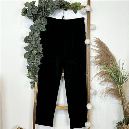 T547- Pantalon Velour (T38-T52) (noir)