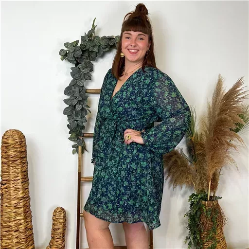 K821- Robe fluide Maëlle (T40-T48) (vert) – Image 3