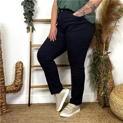 O149- Jean coupe Slim Voggo (T42-T52) (marine) – Image 3