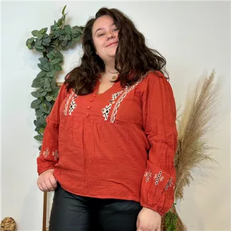 K769- Blouse coton brodée (T40-t48) (rouille)