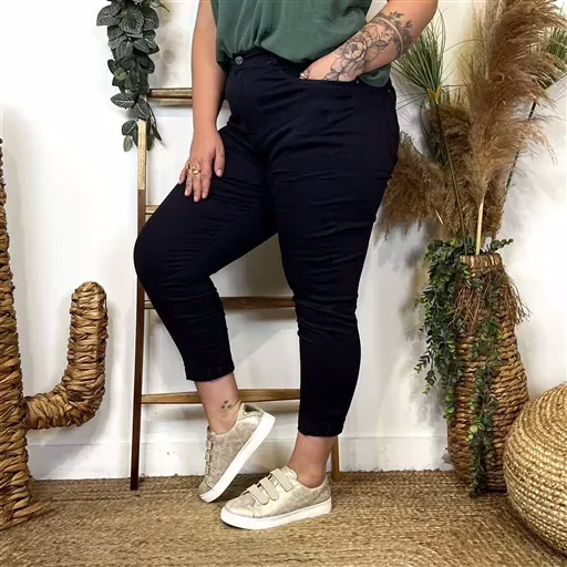 O125- Jean 7/8ème Voggo (T42-T52) (marine) – Image 3