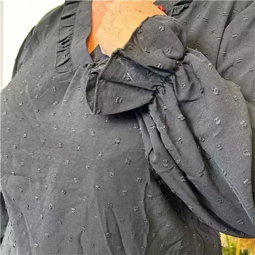 Z140- Blouse Christy "Plumetis" (T44-T52) (noir) – Image 6