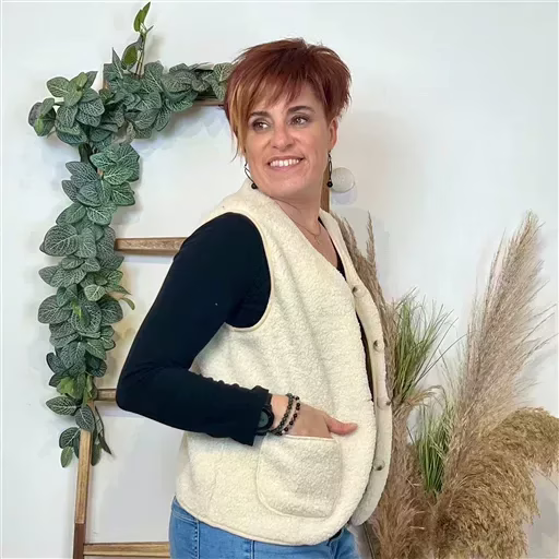 K021- Gilet sans manche moutonné (T36-T40) (ecru) – Image 4