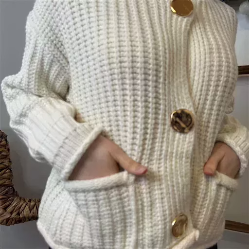 K678- Gilet Grosse Maille bouton doré (Tu) (ecru) – Image 5