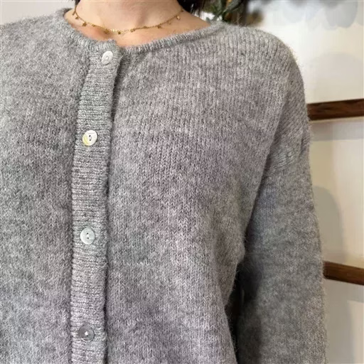 K583- Gilet Classique "Maëlle" (Tu) (gris) – Image 5