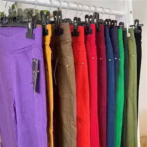 R273- Tregging Christy (T42-T52) (noir) – Image 11