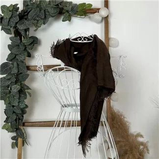 Y510– Foulard uni froissé (marron)