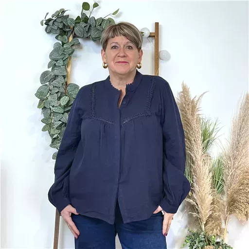 K516- Chemise "Maëlle" (T40-T48) (marine) – Image 6