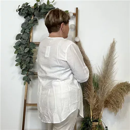 Z774- Blouse unie Christy (T44-T52) (blanc) – Image 3