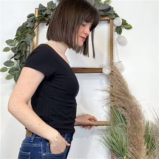 K319- T-Shirt Coline (T36-T44) (noir) – Image 3