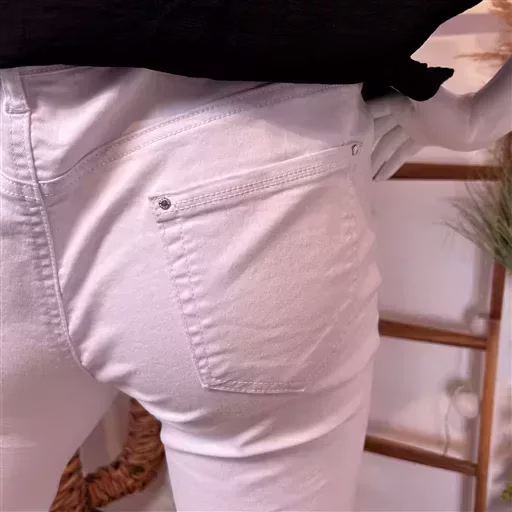 P088- Jean 7/8ème Voggo (T42-T50) (blanc) – Image 7