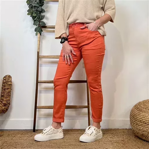 P120- Jean 7/8ème Voggo (T42-T50) (corail) – Image 3