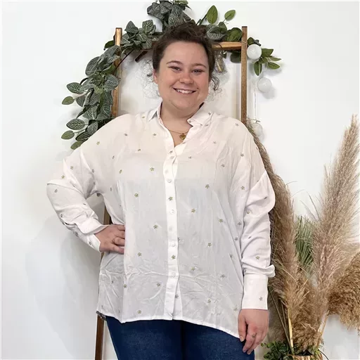 K799- Blouse brodée Christy (T44-T52) (blanc)