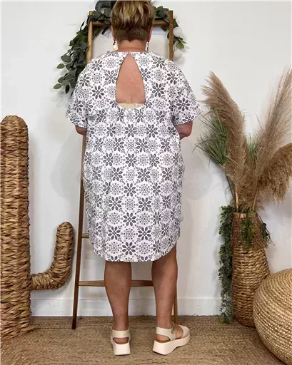 K144- Robe-Short Imprimée (T40-T48) (blanc) – Image 4