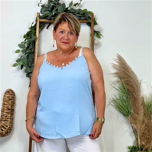 Z142- Débardeur Christy (T44-T52) (bleu ciel) – Image 3