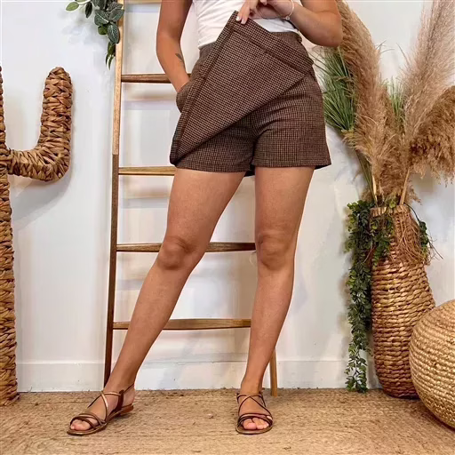 L747- Jupe short "By One" (T36-T40) (marron)