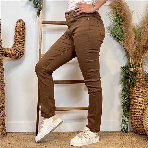 N013- Jean coupe Slim Voggo (T36-T44) (camel)