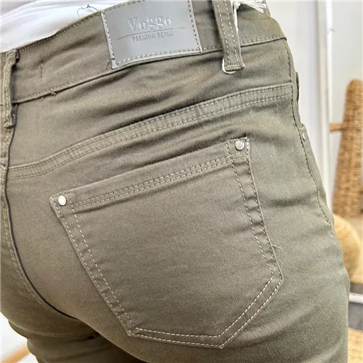 M984- Jean 7/8ème Voggo (T42-T50) (kaki) – Image 5