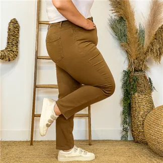 N012- Jean coupe Slim Voggo (T42-T52) (taupe)