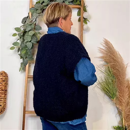 Z124- Gilet bouclette sans manches (Tu) (noir) – Image 3