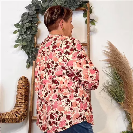K974- Blouse « Christy » Fleurettes (T44-T52) (bordeaux) – Image 4