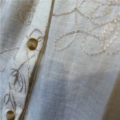 K075- Chemise Brodée By One (T40-T48) (beige) – Image 8