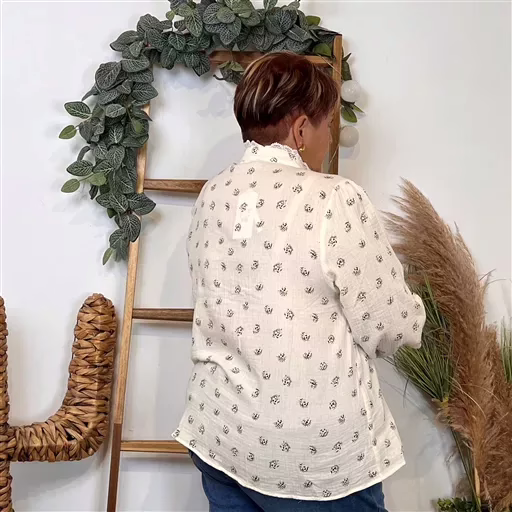 K098- Chemise Brodée By One (T40-T48) (ecru) – Image 3