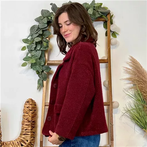 K054- Veste courte chevron (Tu) 🇮🇹 (bordeaux) – Image 3