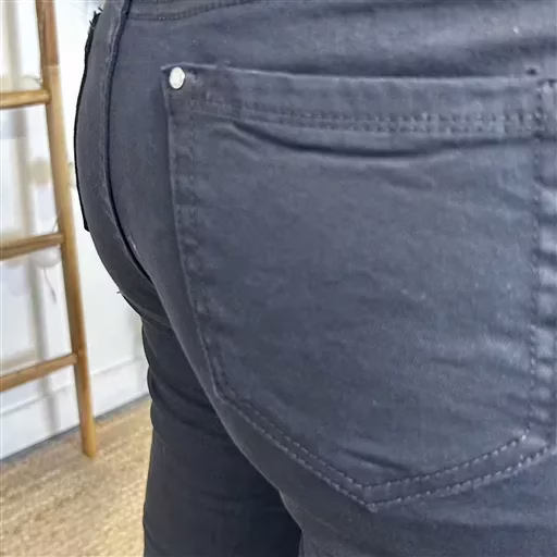 M961- Jean 7/8ème Voggo (T42-T50) (noir) – Image 3