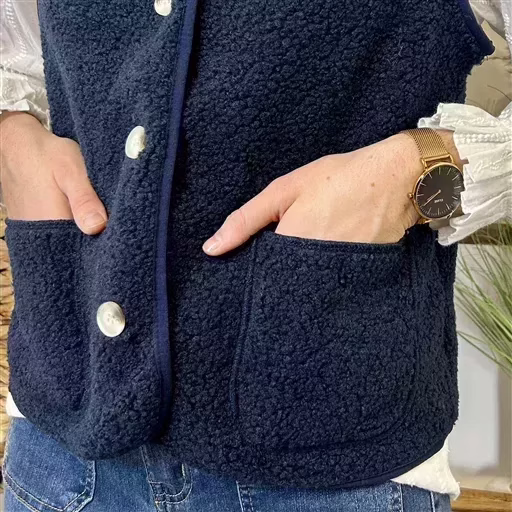 K021- Gilet sans manche moutonné (T36-T40) (marine) – Image 5