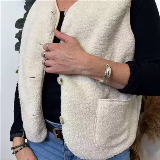 K021- Gilet sans manche moutonné (T36-T40) (beige) – Image 5