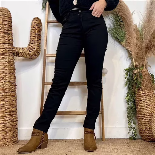 M970- Jean Slim Voggo (T36-T44) (noir) – Image 3