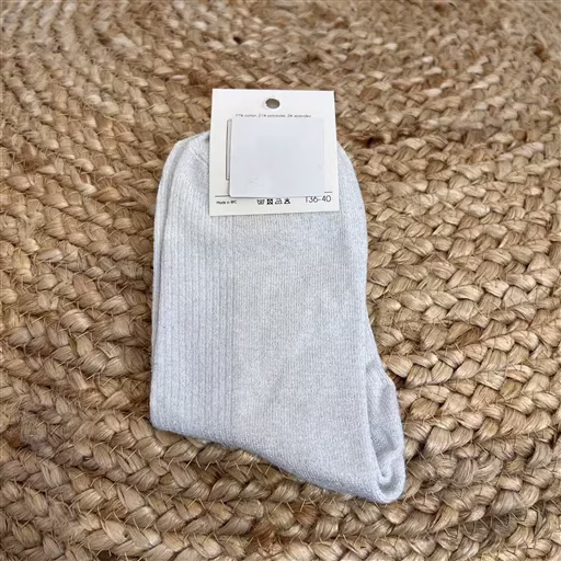 V311- Chaussettes paillettes « Rêveuse » (blanc) – Image 3