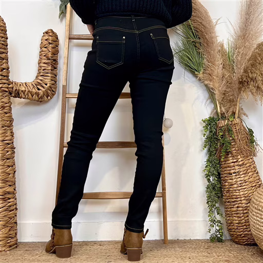 M974- Jean Slim Voggo (T36-T44) (noir) – Image 2