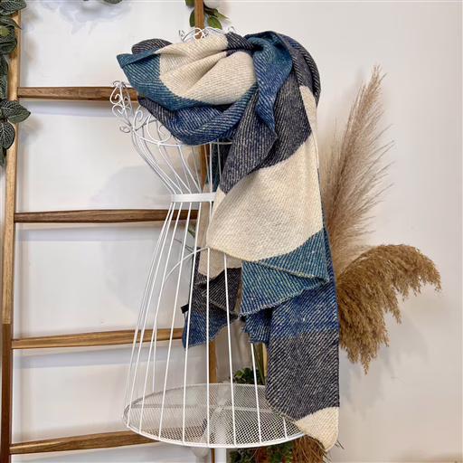 Y501- Écharpe à carreaux asymétrique (marine) – Image 2