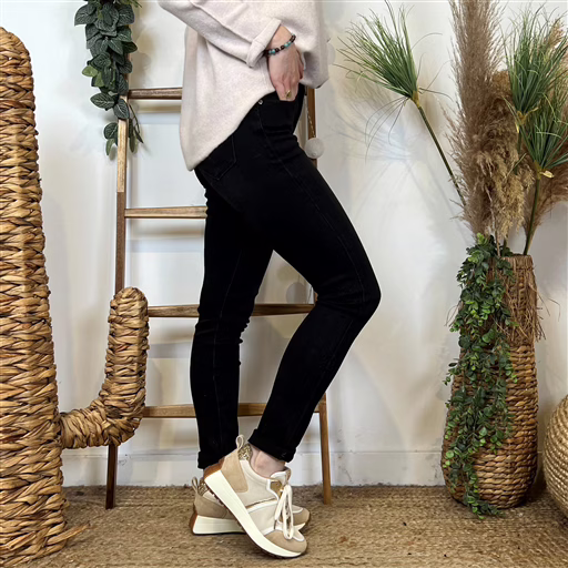 O506- Jean Slim Voggo (noir) – Image 2