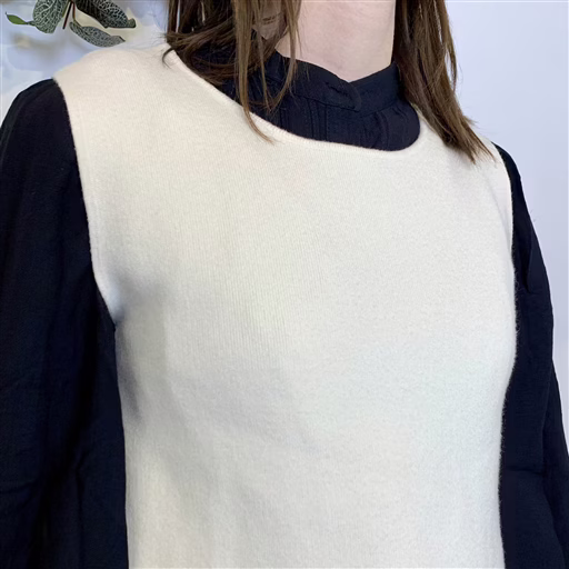 J941 - Gilet sans manches (TU) (ecru) – Image 4