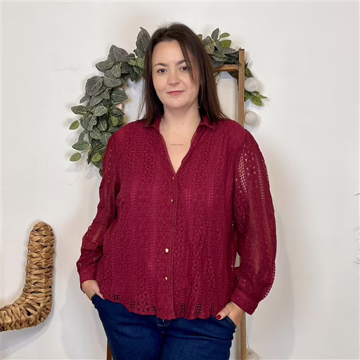 J880 - Blouse brodée (T40-T48) (bordeaux) – Image 3