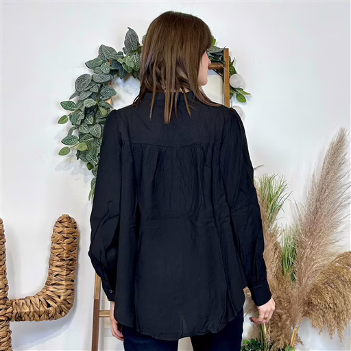 J876 - Chemise unie (T36-T40) (noir) – Image 4