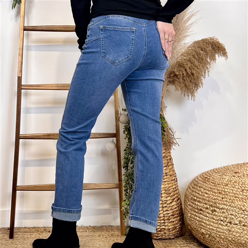 M900 - Jean Droit Push-up (T36-T44) (denim) – Image 4